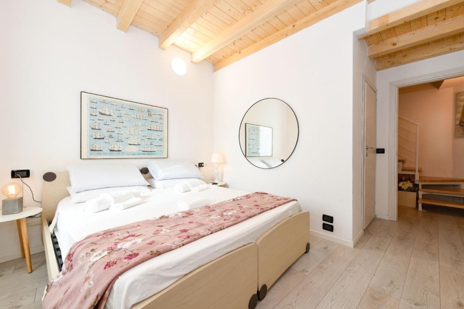 Casa Daniela Villa Desenzano del Garda Exterior photo